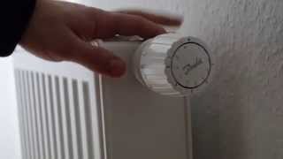 Innogy SmartHome Heizkörperthermostat Montage Installationsvideo [upl. by Lucine]