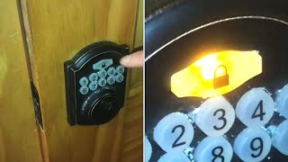 electronic deadbolt “ CHANGING the batteries” flashing yellow light defiant [upl. by Sewole]