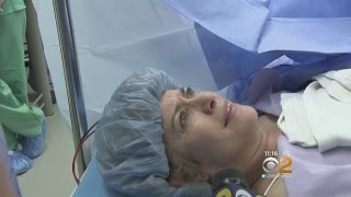 Patients Opt For Wide Awake Surgeries [upl. by Annayoj488]