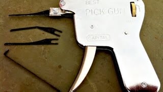 How to use a LockPick Gun [upl. by Doralyn]